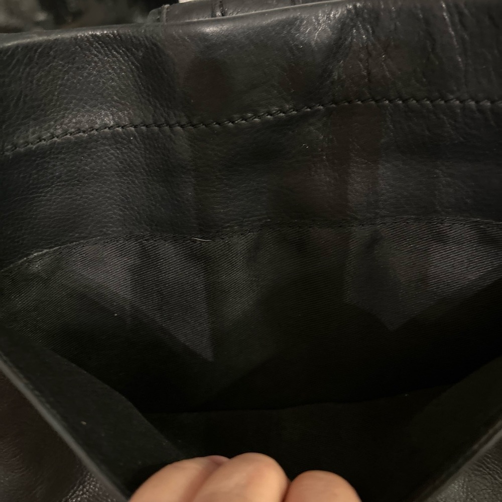 VINTAGE FOSSIL BLACK LEATHER UPCYCLED PAINTED BAG - Picture 4 of 14
